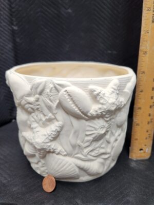 Round Seashell Planter